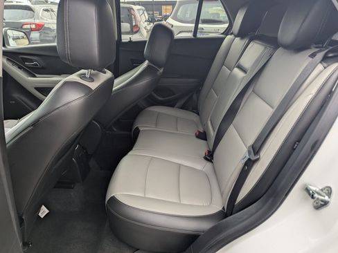 Used 2016 Chevrolet Trax LTZ FWD image 8
