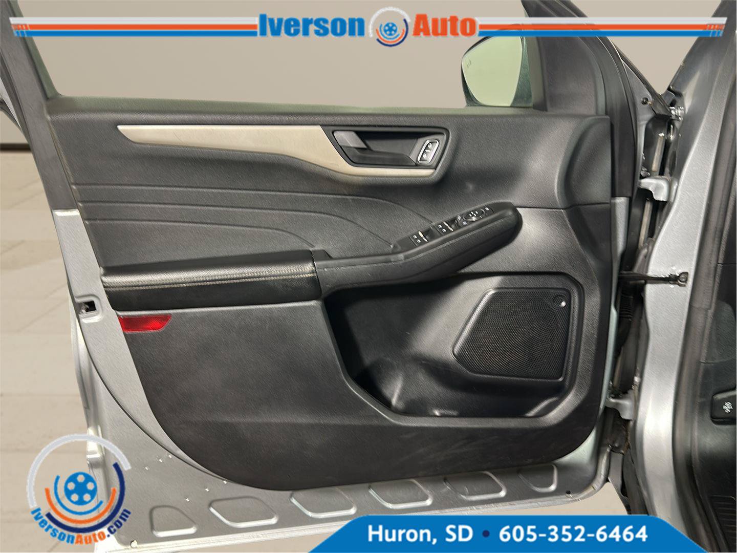 Used 2022 Ford Escape S AWD/4WD image 14