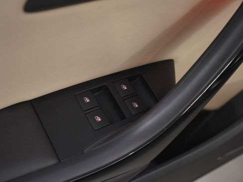 Used 2017 Buick Cascada Premium image 14