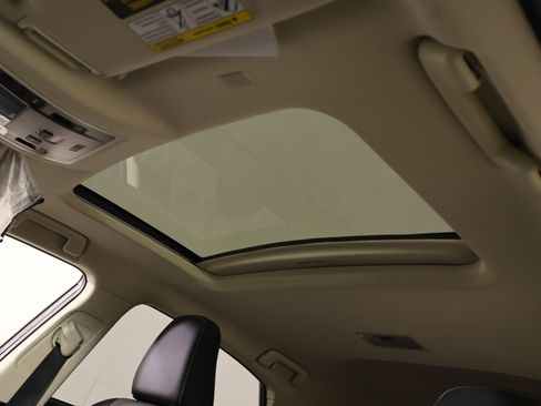 Used 2018 Lexus NX 300 FWD w/ Premium Package image 16