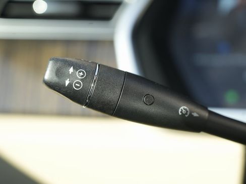 Used 2013 Tesla Model S Performance image 37