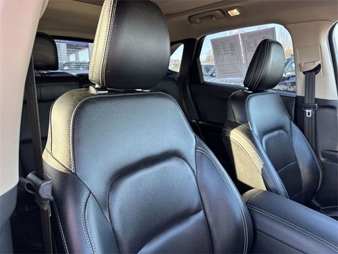 Used 2020 Ford Escape SEL image 25