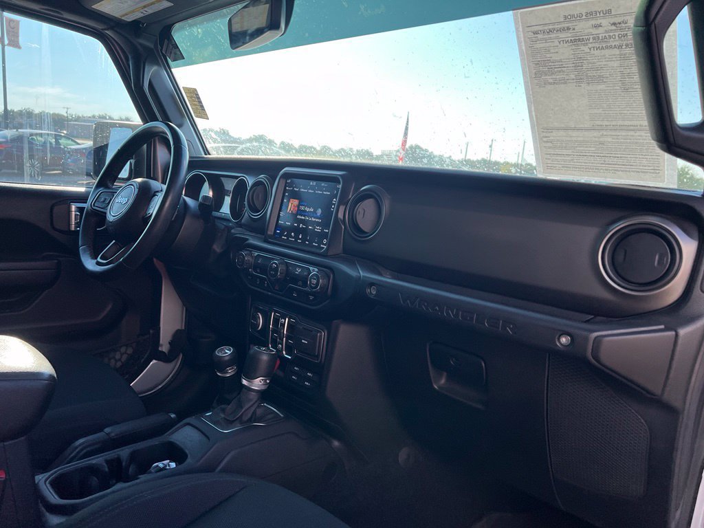 Used 2022 Jeep Wrangler Unlimited Sport AWD/4WD image 24