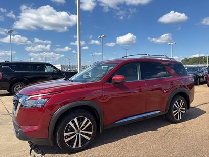 New 2025 Nissan Pathfinder Platinum