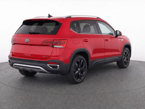 Certified 2023 Volkswagen Taos SE AWD/4WD image 5