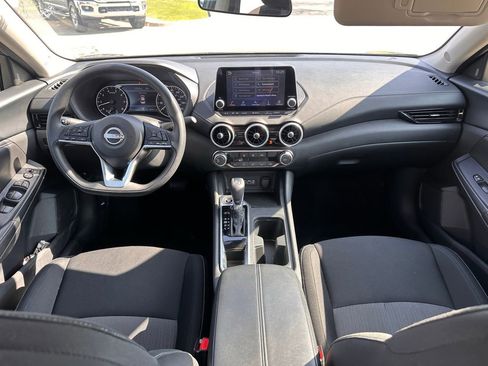 Used 2025 Nissan Sentra SV image 20