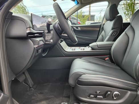 New 2026 Genesis GV80 2.5T Prestige AWD/4WD image 19