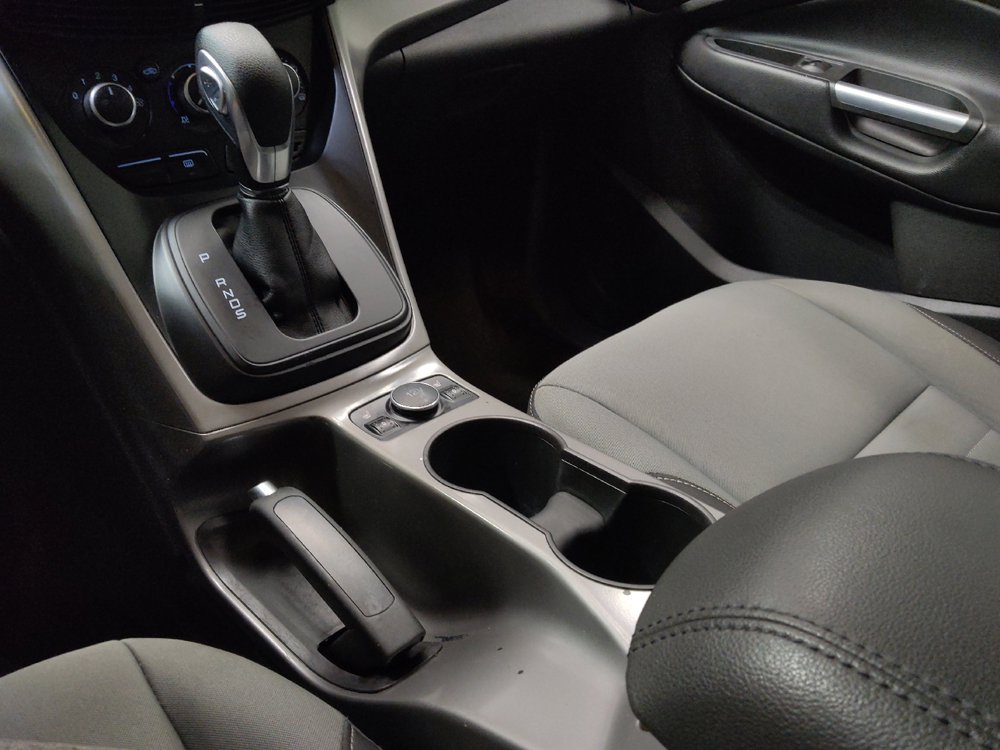 Used 2016 Ford Escape SE w/ SE Cold Weather Package AWD/4WD image 26