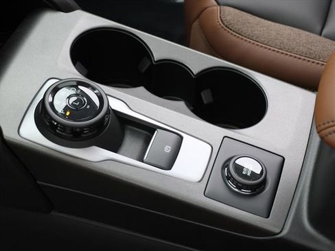 New 2026 Ford Bronco Sport Outer Banks w/ Outer Banks Tech Package+ AWD/4WD image 30