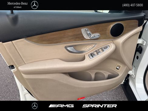 Used 2018 Mercedes-Benz GLC 300 image 11