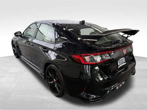 Used 2024 Honda Civic Type R image 8