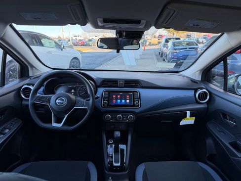 Used 2025 Nissan Versa SV w/ Trunk Package image 15