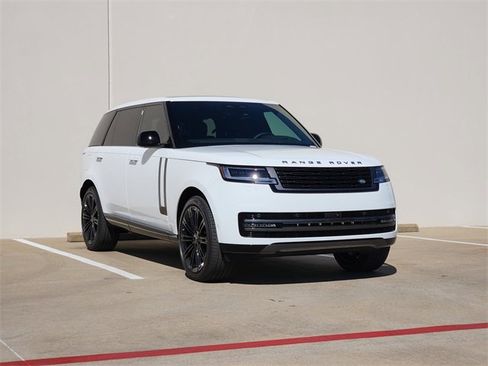 New 2026 Land Rover Range Rover Long Wheelbase SE image 2