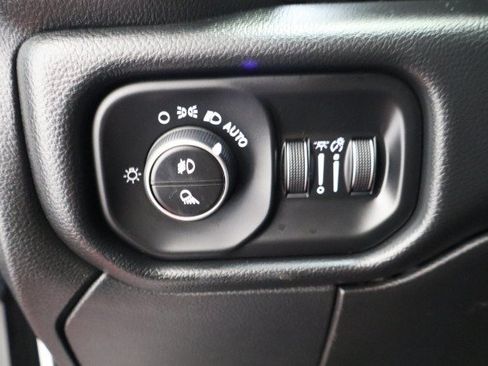 Used 2020 RAM 2500 Laramie w/ Night Edition AWD/4WD image 37