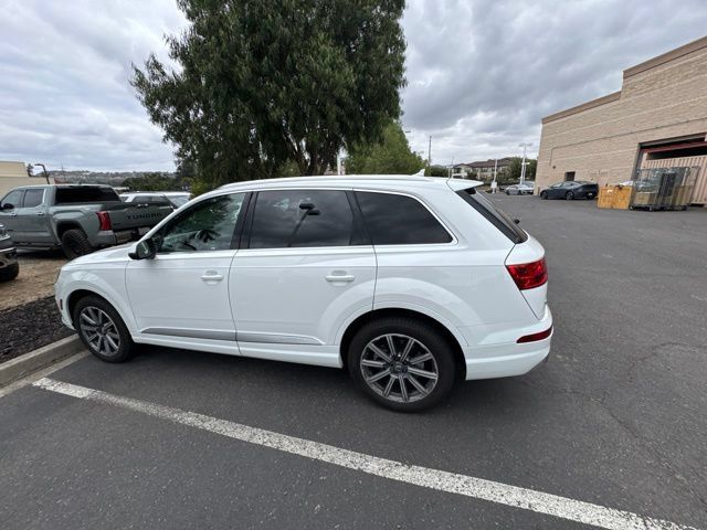 Used 2018 Audi Q7 2.0T Premium Plus w/ Premium Plus Package AWD/4WD image 25