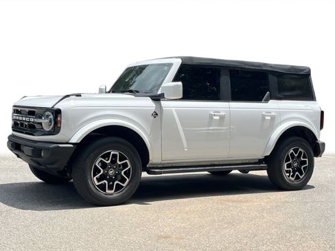 Used 2022 Ford Bronco Outer Banks AWD/4WD image 23
