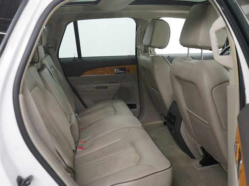 Used 2014 Lincoln MKX AWD w/ Equipment Group 102A image 12