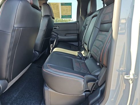 Used 2025 Nissan Frontier PRO-4X w/ Pro Premium Package image 16