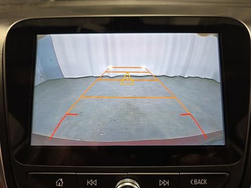 Used 2018 Chevrolet Equinox LT w/ Sun & Infotainment Package AWD/4WD image 23