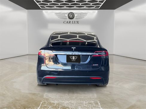 Used 2016 Tesla Model X P90D image 4