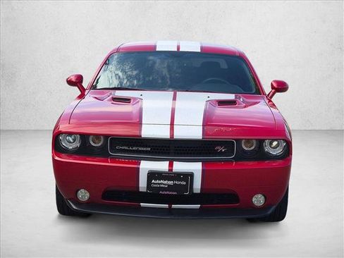 Used 2013 Dodge Challenger R/T RWD image 2