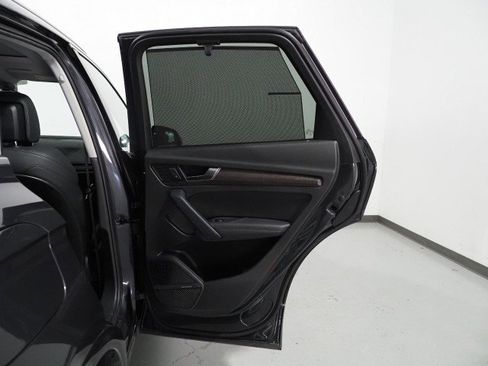 Used 2019 Audi Q5 Premium Plus w/ Premium Plus Package image 54