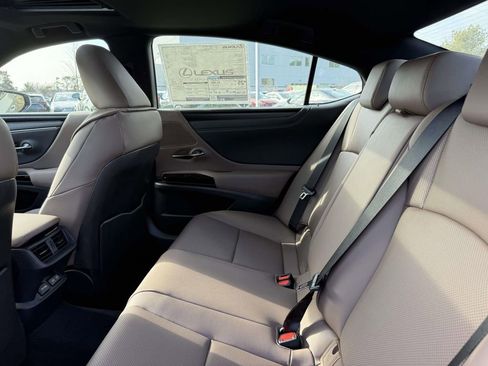 New 2025 Lexus ES 350 Premium image 13