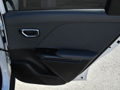 Used 2025 Kia K4 EX FWD image 40