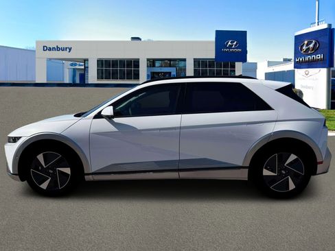 New 2026 Hyundai Ioniq 5 Limited AWD/4WD image 3