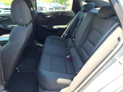 Used 2023 Chevrolet Malibu RS FWD image 22