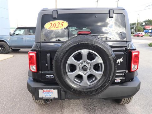 New 2025 Ford Bronco Big Bend image 13