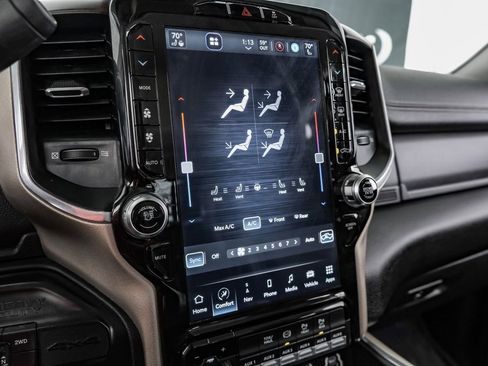 Used 2023 RAM 4500 Laramie image 32