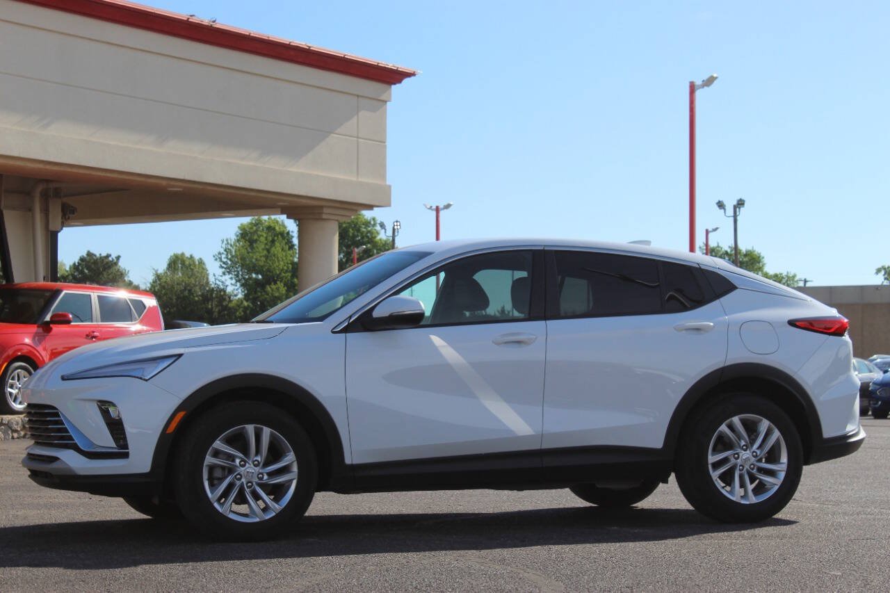 Used 2025 Buick Envista Preferred FWD image 6