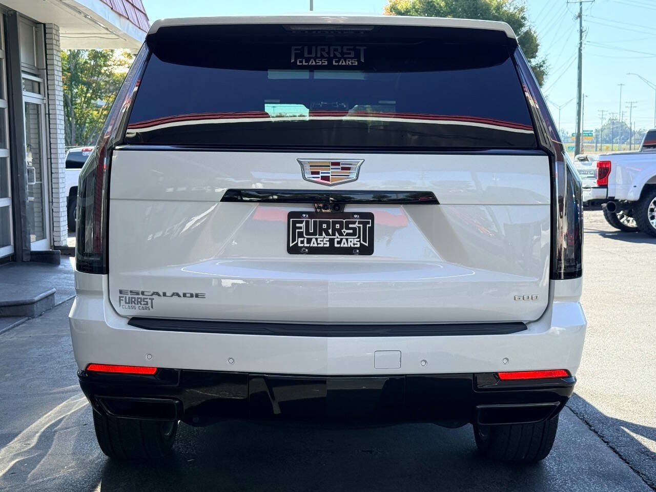 Used 2025 Cadillac Escalade Sport w/ Touring Package AWD/4WD image 4