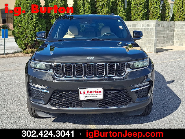 Certified 2023 Jeep Grand Cherokee Limited AWD/4WD image 2