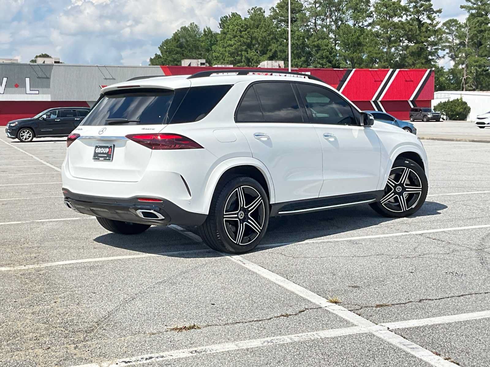 Certified 2025 Mercedes-Benz GLE 450e 4MATIC image 39