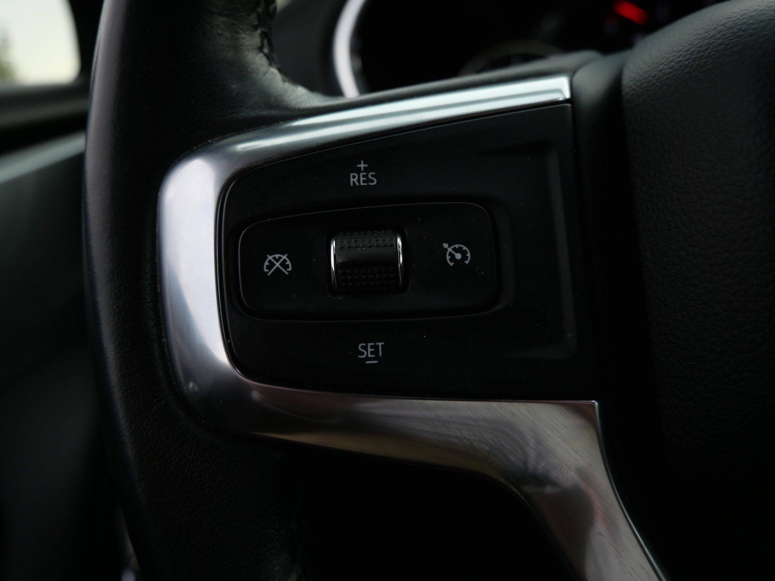 Used 2019 Chevrolet Blazer LT AWD/4WD image 24