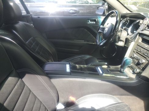 Used 2014 Ford Mustang Premium RWD image 5