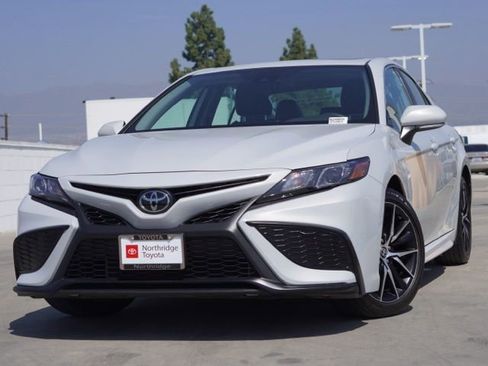 Certified 2024 Toyota Camry SE image 2