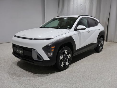 Used 2025 Hyundai Kona SEL AWD/4WD image 5