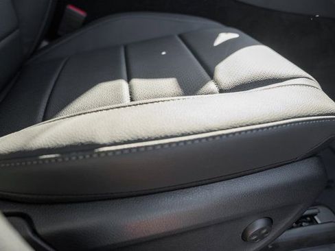 New 2026 Mercedes-Benz GLE 450 4MATIC image 36