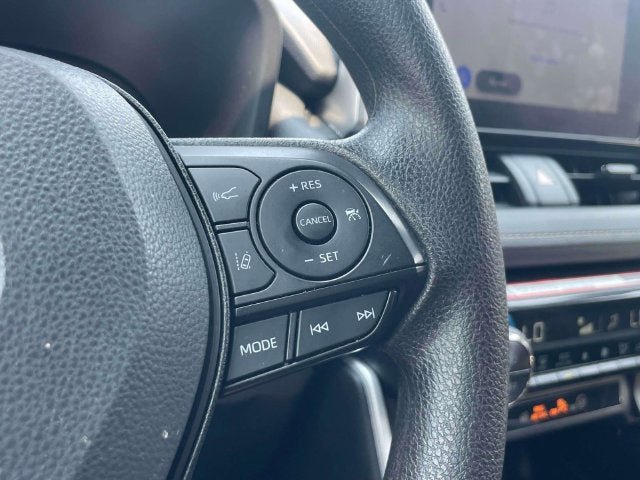Certified 2025 Toyota RAV4 XLE AWD/4WD image 24