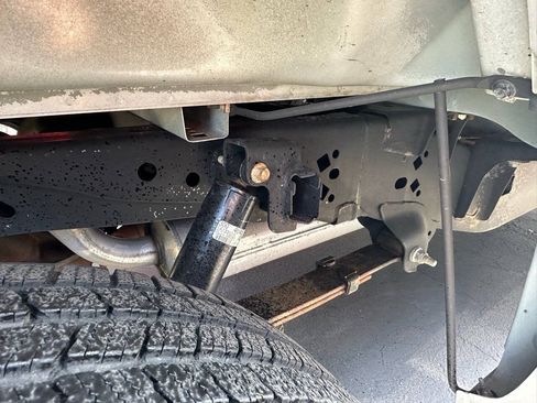 Used 2010 Ford F150 XLT RWD image 14