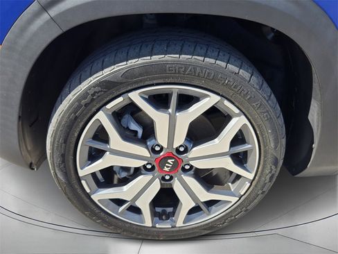 Used 2021 Kia Seltos S image 9