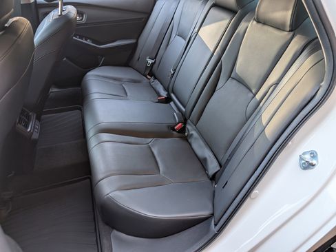 Used 2023 Honda Accord Touring image 17