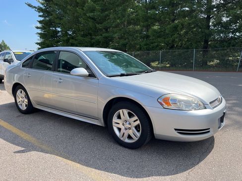 Used 2013 Chevrolet Impala LT w/ LT Sunroof Package image 61
