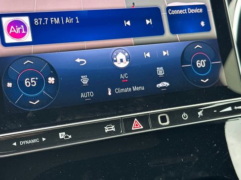 Certified 2025 Mercedes-Benz C 300 4MATIC Sedan image 19