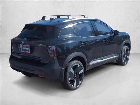 New 2026 Nissan Kicks SR image 5