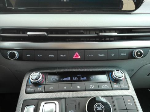 Used 2024 Hyundai Palisade SEL FWD image 45