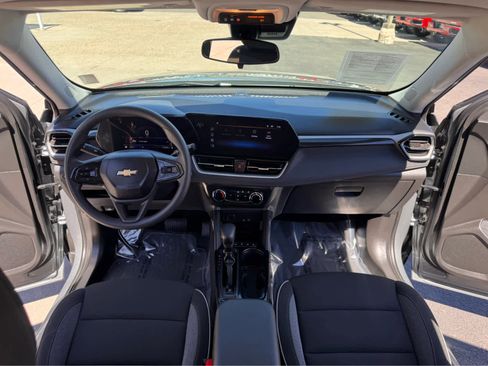 Used 2026 Chevrolet TrailBlazer LS image 14